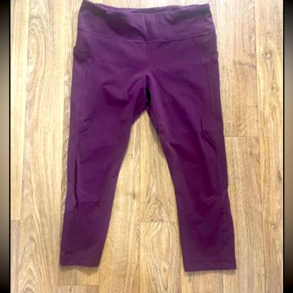 Lululemon crop leggings